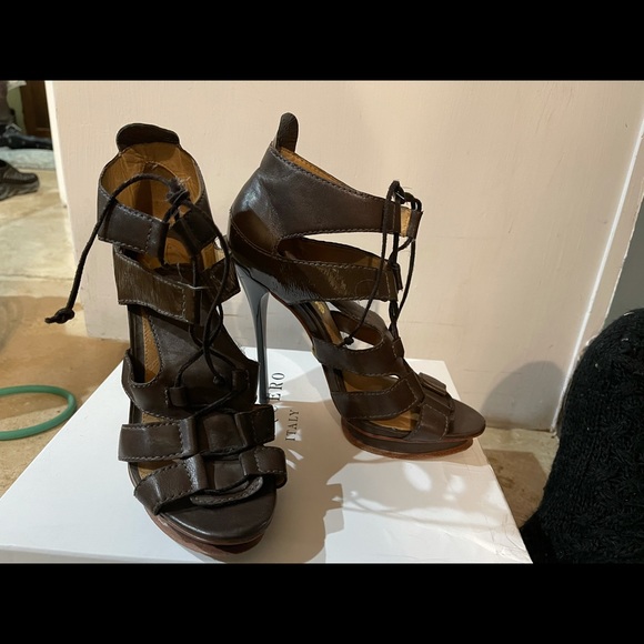 L.A.M.B. Jaco High Heel Platform Sandal - Picture 3 of 4